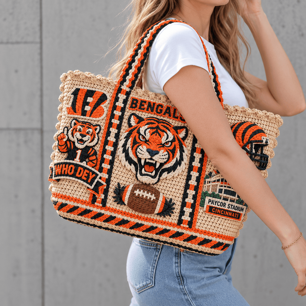 CCBG Straw-Style Embellished Tote Bag NTKO